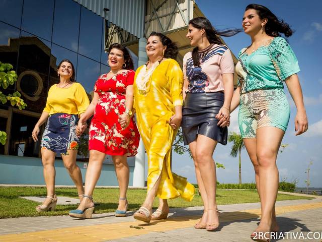 ENSAIOS de FAMÍLIA GUERREIRO