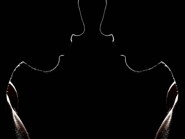 QUEM EU SOU? de MEU DESENHO NÃO É INFANTIL... MEU DESENHO É PRIMITIVO: UMA ARTE RUPESTRE!