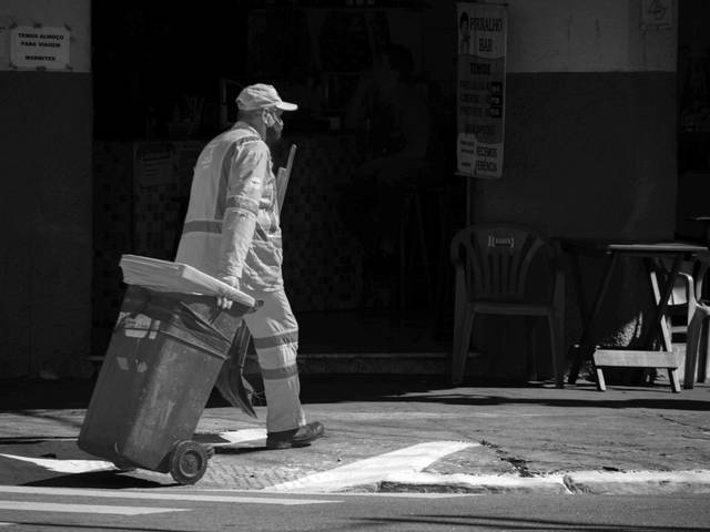 QUEM EU SOU? de DECIDI SERVIR: SERVIDOR(A) PÚBLICO(A)