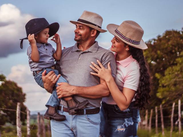 Aniversários de segundo aniversário de Layon com o tema fazenda