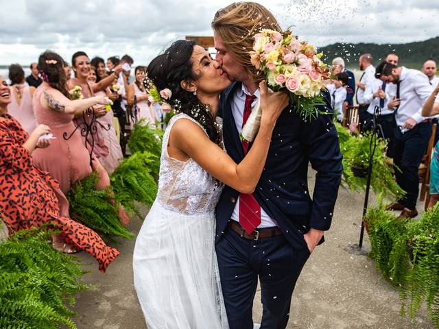 CASAMENTO NA PRAIA  de Claudia + Kyle