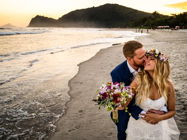 CASAMENTO NA PRAIA  de Paula + Alemão