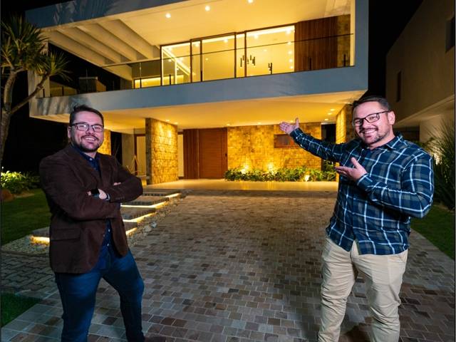 Corretores de Joel Anflor - Casa Mediterânea