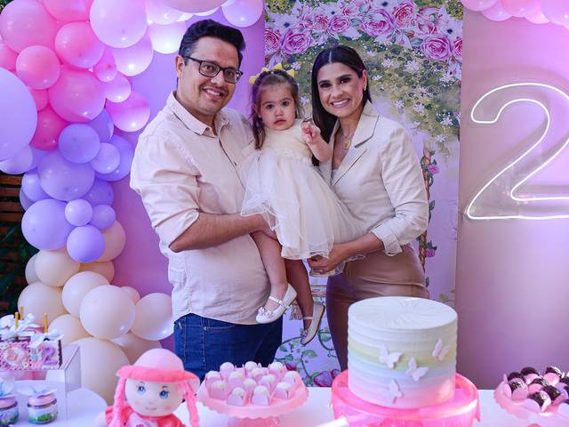 Aniversários Infantis de Mariah jardim encantado 2 anos