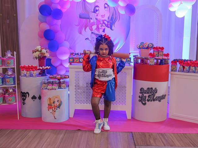 Aniversários Infantis de VALENTINA 5 ANOS ARLEQUINA