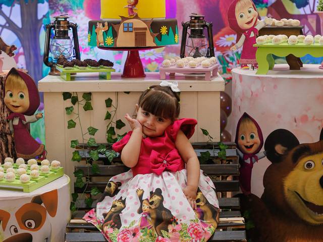 Aniversários Infantis de MARSHA E O URSO 2 ANOS 