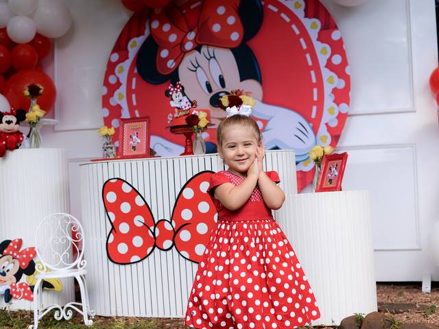 festa infantil 2025 de Laura 2 anos