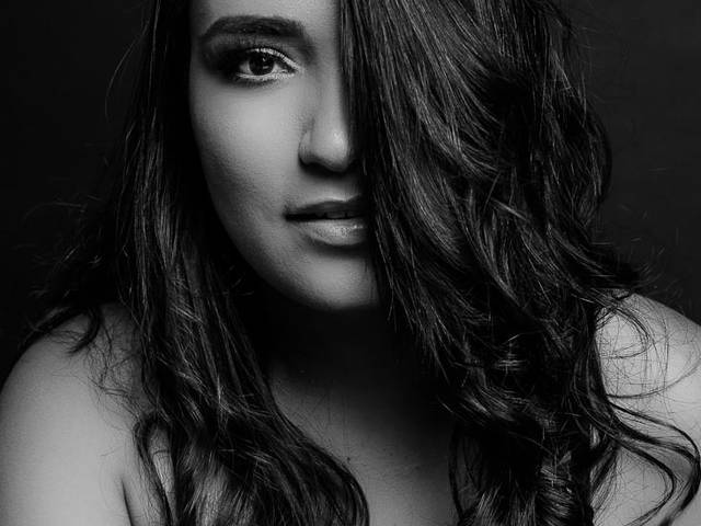 Sensual de Tainara Camargo
