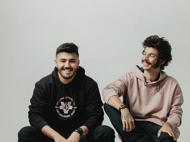 Posicionamento de Imagem Profissional de Tech-B