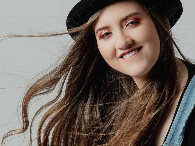 Ensaios Estúdio de Marina Marra 