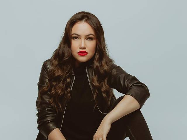 Posicionamento de Imagem Profissional de Becca Frossard