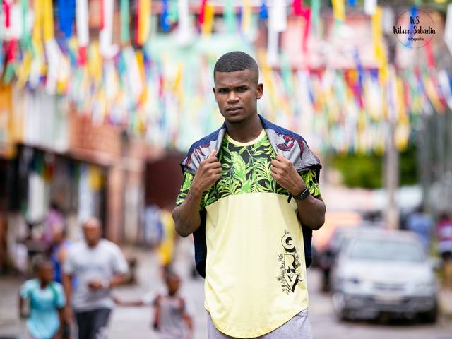 Ensaio de Modelo de Fábio