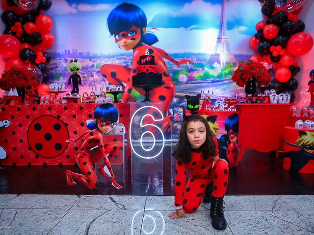 Festa Infantil de Festa da Ladybug dos 6 anos da Bianca no Algazarra Kids