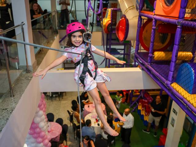 Festa Infantil de ANIVERSÁRIO DE 6 ANOS DA LAURA COM TEMA PRINCESA AURORA