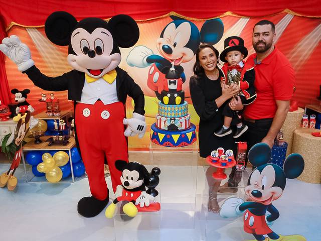 Festa Infantil de ANIVERSÁRIO DE 1 ANO DO HEITOR COM TEMA CIRCO MICKEY