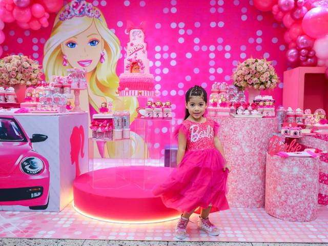 Festa Infantil de ANIVERSÁRIO DE 5 ANOS DA LAILA COM TEMA BARBIE