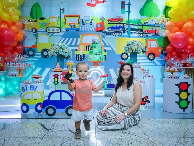 Festa Infantil de ANIVERSÁRIO DE 2 ANOS DO MATIAS COM TEMA BRINQUEDOS