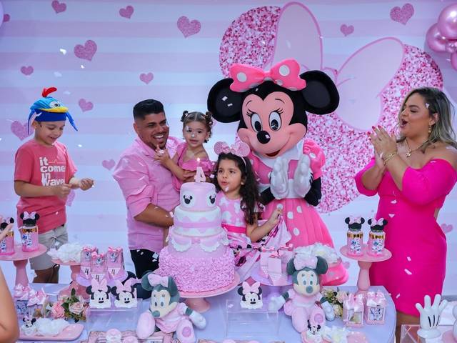 Festa Infantil de ANIVERSÁRIO DE 4 ANOS DA HELENA COM TEMA MINNIE