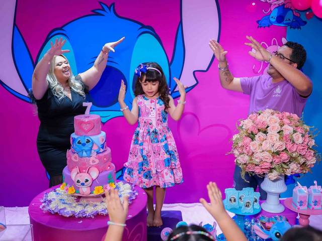 Festa Infantil de ANIVERSÁRIO DE 7 ANOS DA YASMIN COM TEMA STITCH