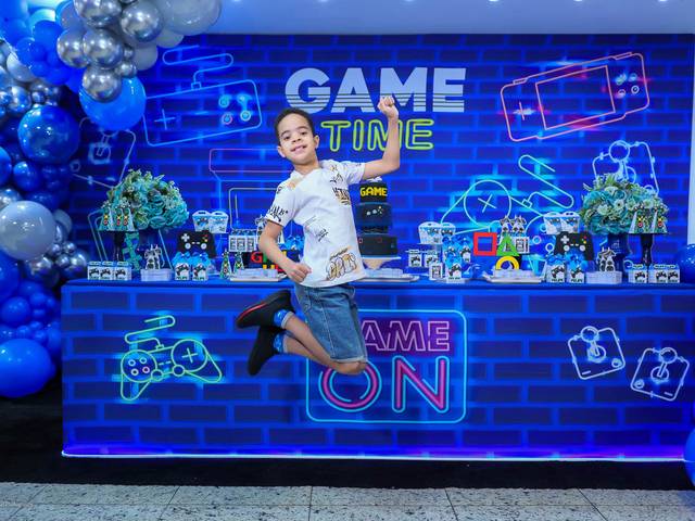 Festa Infantil de ANIVERSÁRIO DOS 10 ANOS DO ARTHUR COM O TEMA GAME