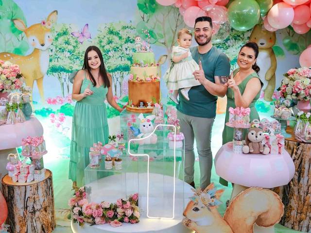 Festa Infantil de ANIVERSÁRIO DE UM ANO DA ALICE COM O TEMA JARDIM