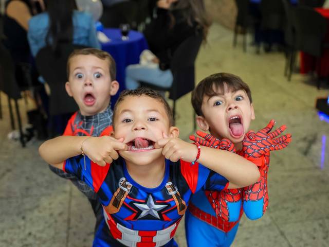 Festa Infantil de ANIVERSÁRIO DE UM ANO DA ALICE COM O TEMA JARDIM