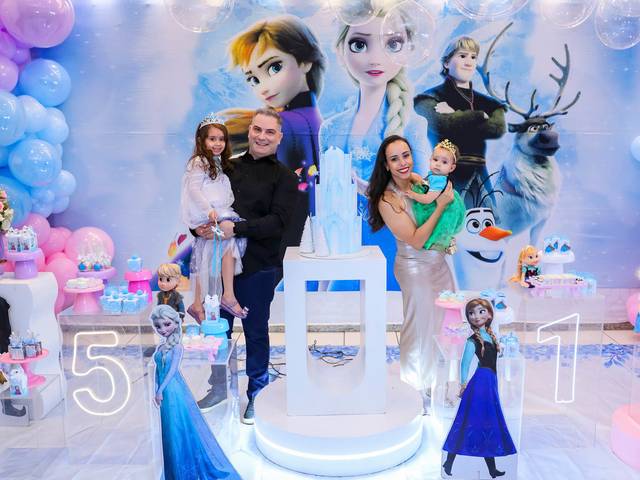 Festa Infantil de FESTA FROZEN DOS 5 ANOS DA HELENA E DE 1 ANO DA MARIA CLARA