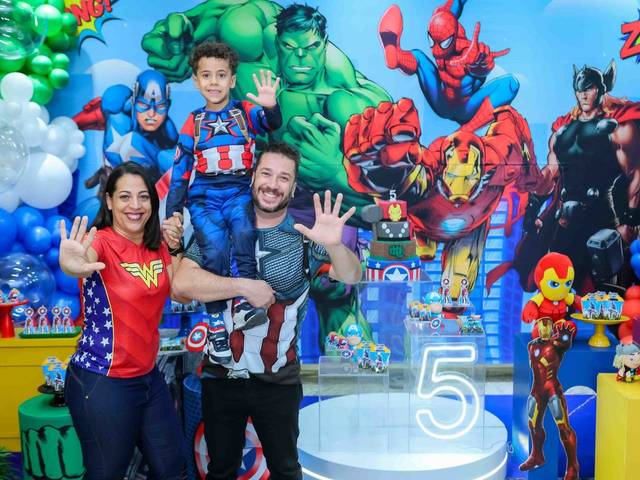 Festa Infantil de Festa do Gustavo de 5 anos com o tema Super-Heróis