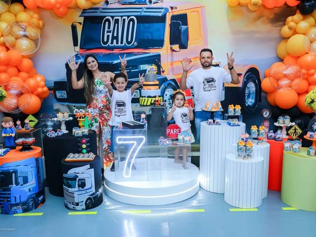 Festa Infantil de Festa do Caio de 7 anos com o tema Carreta