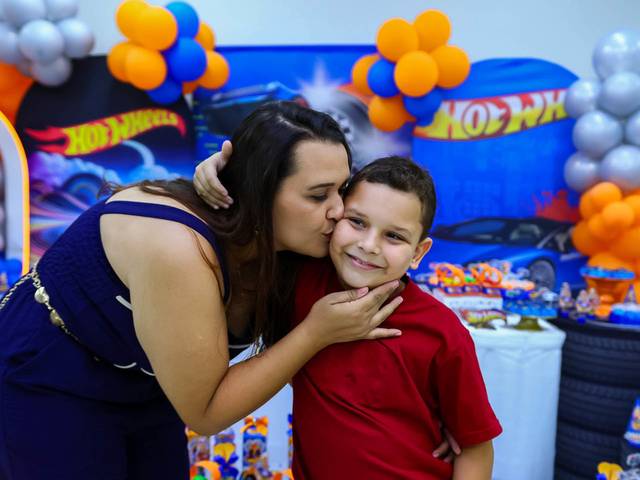 Festa Infantil de FESTA HOT WHEELS DOS 7 ANOS DO GABRIEL
