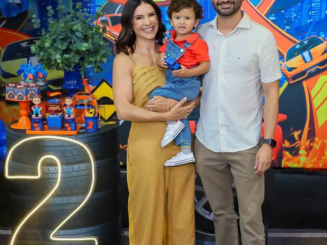 Festa Infantil de Festa Hot Wheels de 2 Anos do Antonio