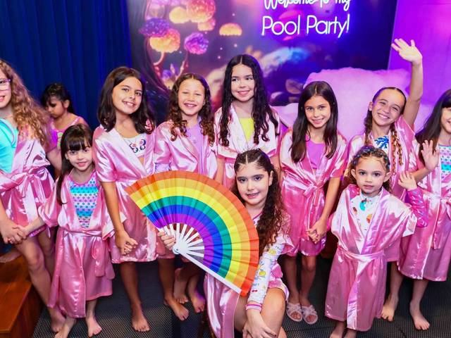 Festa Infantil de Os 10 anos da Lara foram celebrados com uma encantadora festa temática das Princesas na Casa Fada Madrinha!