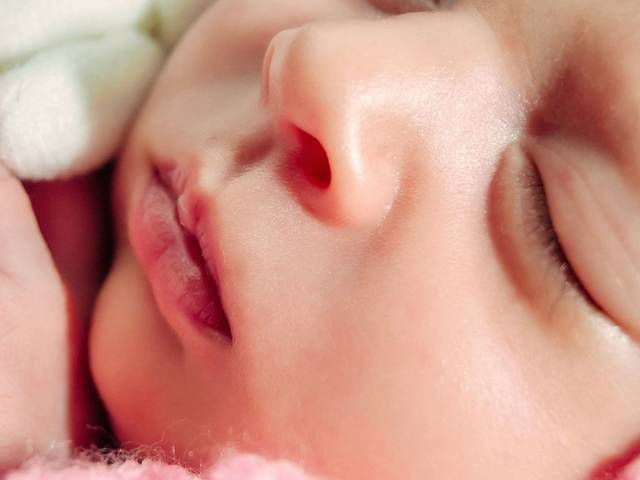 New born de Ensaio New Born Celine