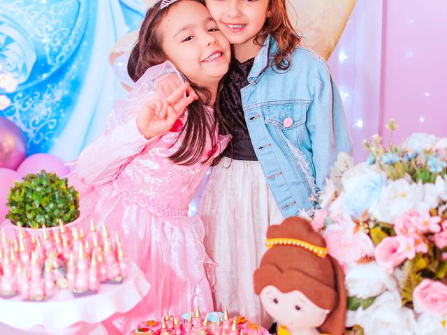 Aniversario de Aniversario Esther e Elisa 