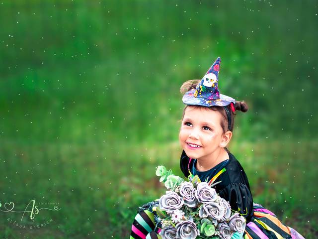 Infantil de Ensaio modelo com nossa bruxinha nosso novo estilo finerart