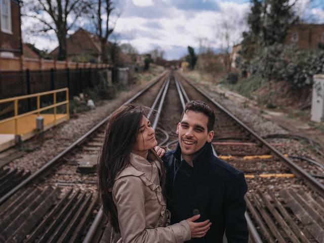 Engagement de Gabi & João // Means Home To Us - Engagement Session in Canterbury