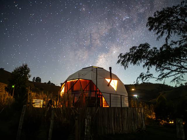 Eco Resorts  de The Ranch conforto e sossego no céu estrelado em Minas Gerais. 