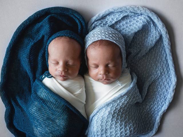 NEWBORN de THEO E NOAH