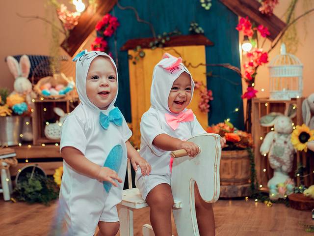 ESPECIAIS de PÁSCOA - LUCAS E DANIELA 