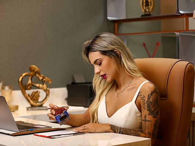 Corporativo de Adriana Colle