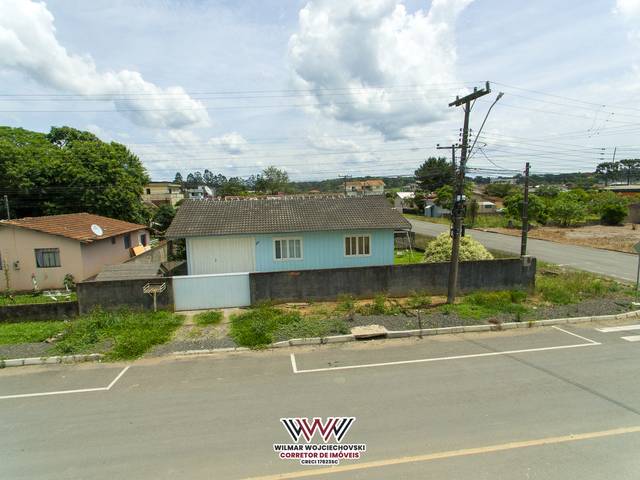 Papanduva de Casa de Esquina à Venda no Centro de Papanduva, SC | 2 Quartos e Terreno de 300m²