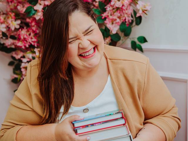 Pendrive e Livros de Entregando sentimentos 