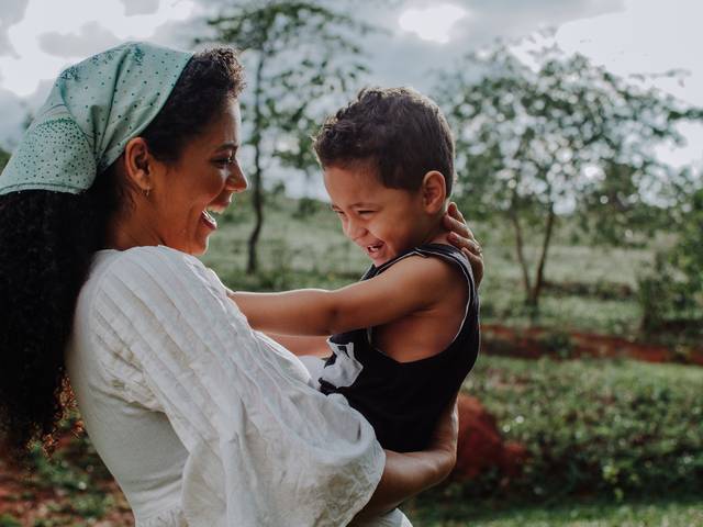 Gestante de Doce espera, Levínia. 