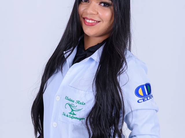 Profissional de Elaine Reis