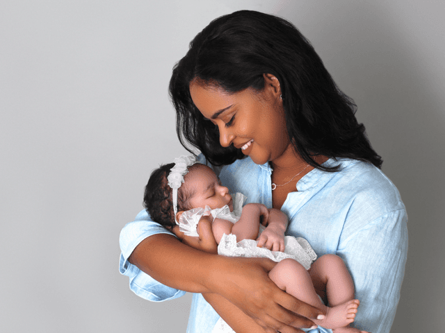 Newborn of Family Photoshoot