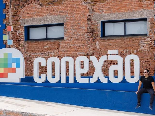 Comercial de Colégio Conexão