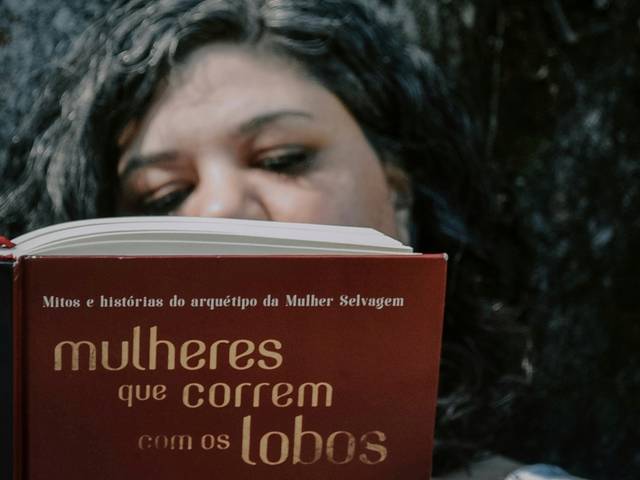 Mulheres de ENSAIO DE EMPODERAMENTO FEMININO • ENSAIO FOTOGRÁFICO TERAPÊUTICO EM SP • ALICE FREITAS