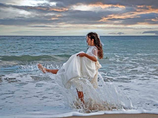 Comuniones de Reportaje de comunión en la playa de Danna