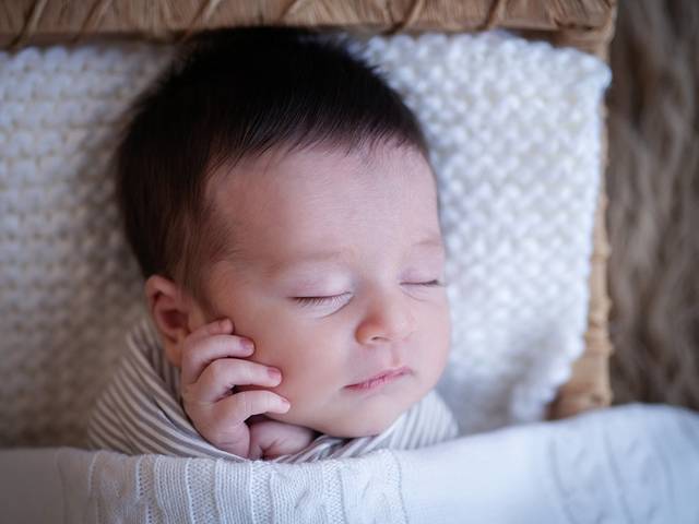 New Born de New Born do João Miguel