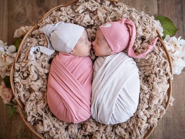 New Born de Ensaio New Born Helen e Halana